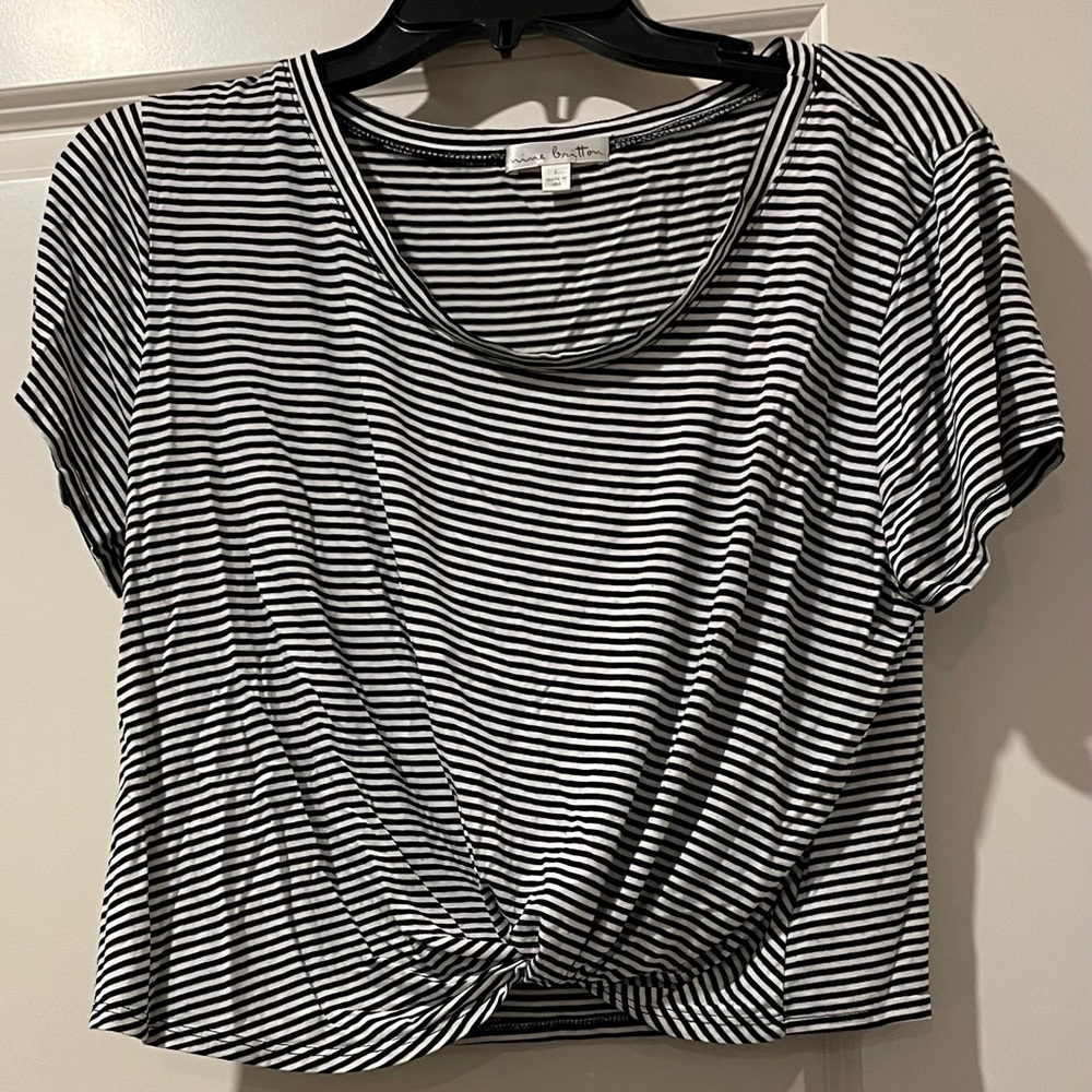 Nine Britton Women’s Crop Tee